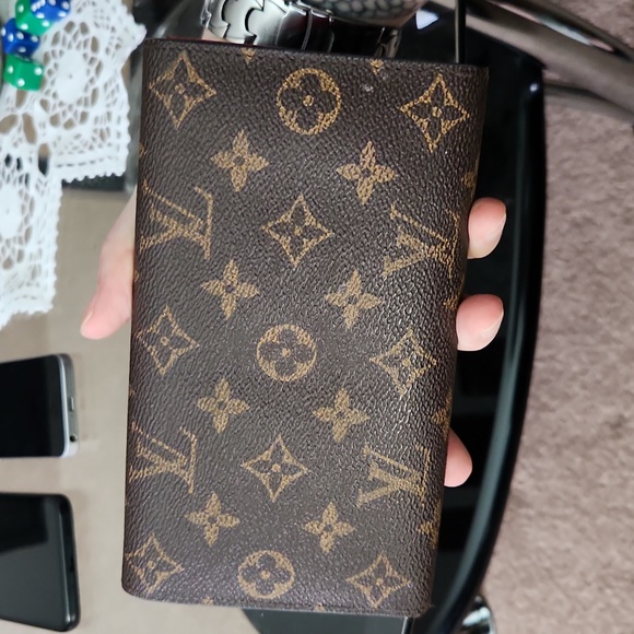 Louis Vuitton clutch (no strap) - Picture 6 of 6